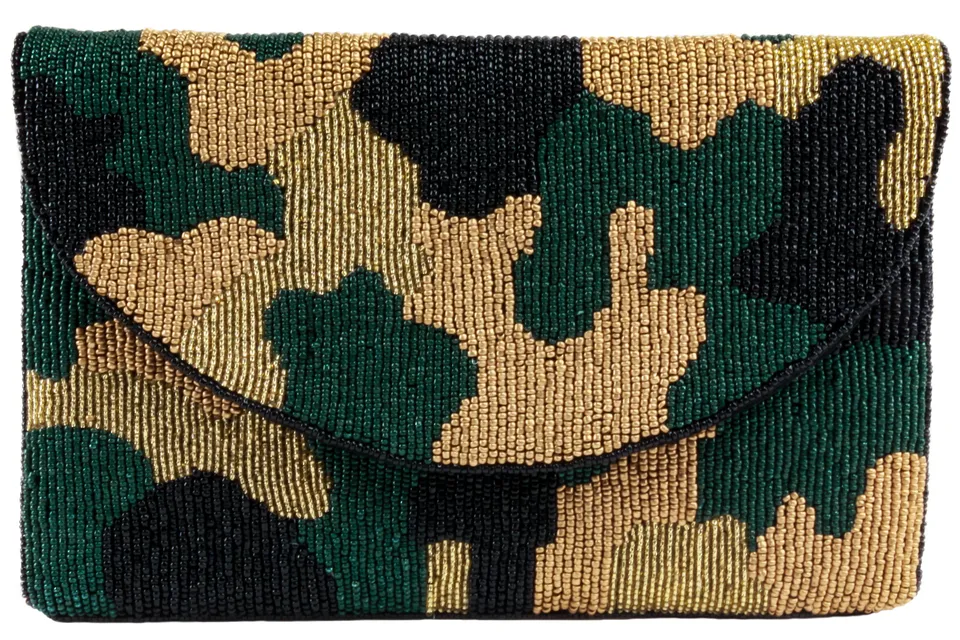 capelli-new-york-camouflage-clutch-abendtasche-mit-kette-tarn image 1